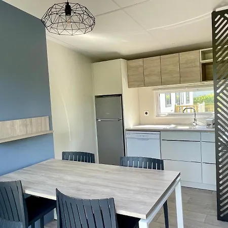 Les Tourterelles Kemping 4*