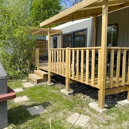 Les Tourterelles Camping 4*