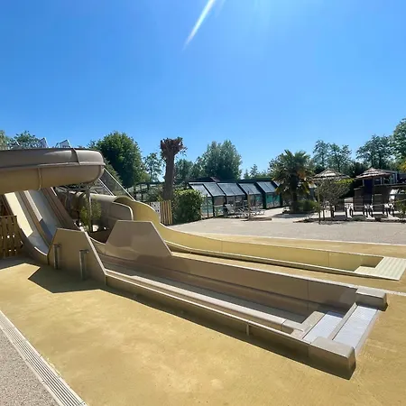 Camping Caravaning Les Tourterelles 4*