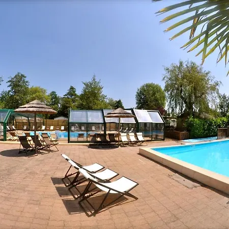 Caravaning Les Tourterelles 4* Rang-du-Fliers