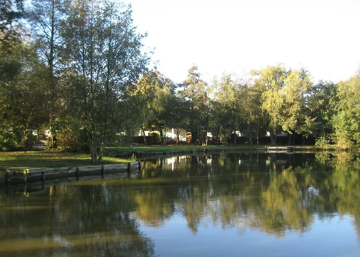 Camping Les Tourterelles 4*