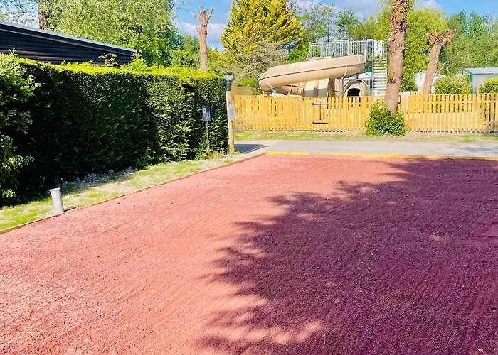 Camping Les Tourterelles 4*